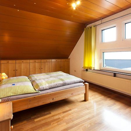 Ferienhaus Im Gruenen Eifel ชไลเดิน ภายนอก รูปภาพ