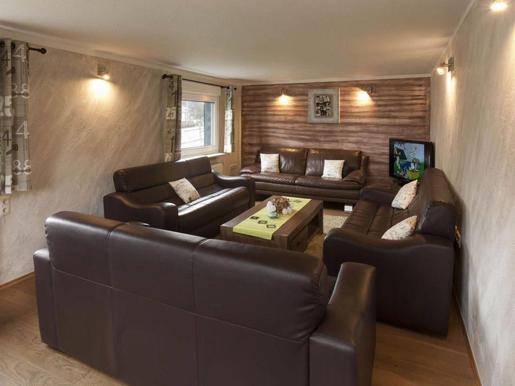 Ferienhaus Im Gruenen Eifel ชไลเดิน ภายนอก รูปภาพ
