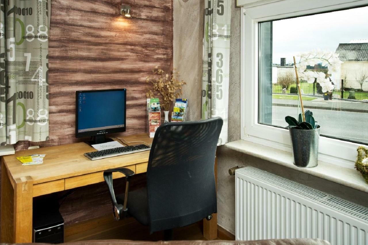 Ferienhaus Im Gruenen Eifel ชไลเดิน ภายนอก รูปภาพ