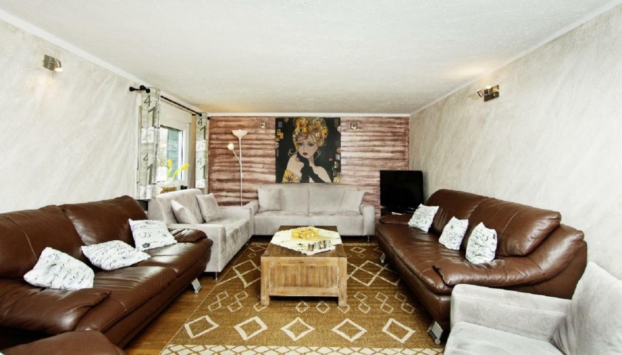 Ferienhaus Im Gruenen Eifel ชไลเดิน ภายนอก รูปภาพ